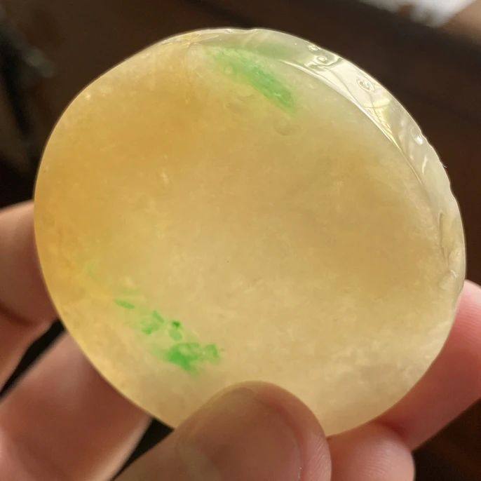 冰种黄加绿翡翠镯心圆牌俏色巧雕挂件料49-8mm
