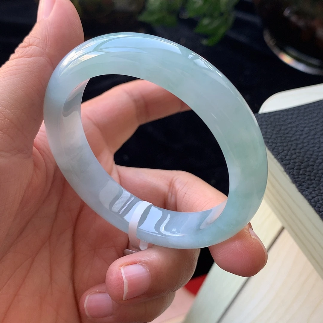 翡翠未镶嵌手镯24号