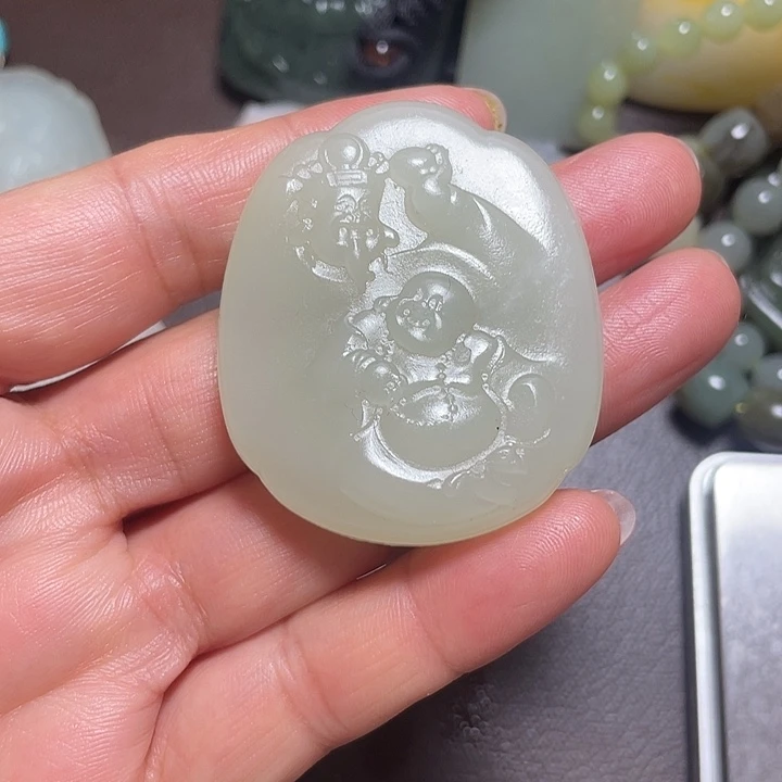 和田玉未镶嵌颈饰