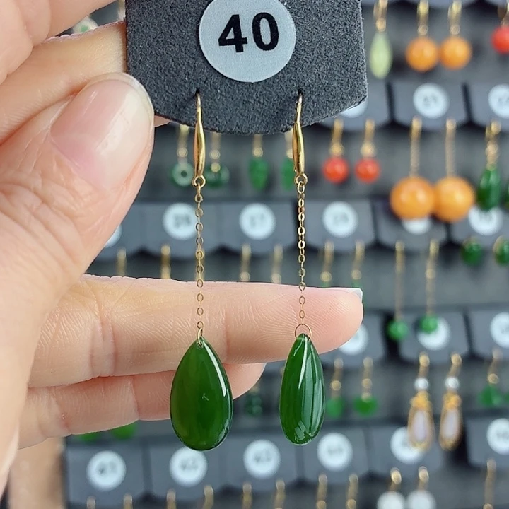 和田玉18K金镶嵌耳饰