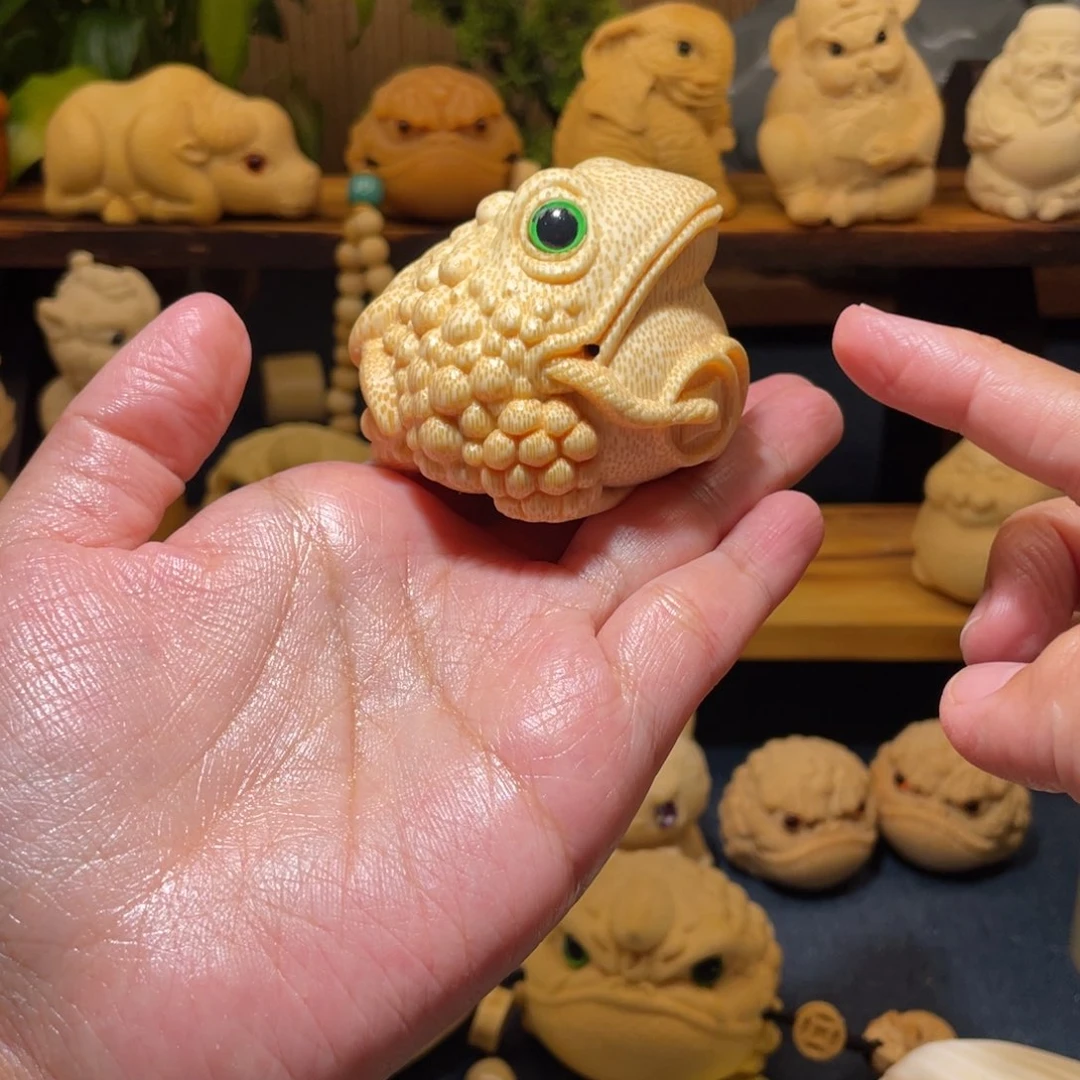 香榧木竹雕的雕刻手法是采用雕刻技术