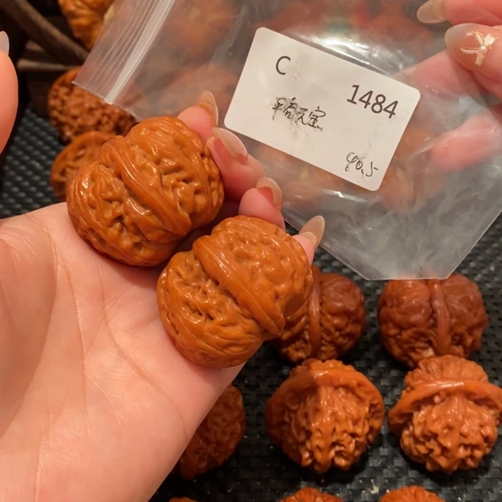 葉***、把件文玩核桃精品