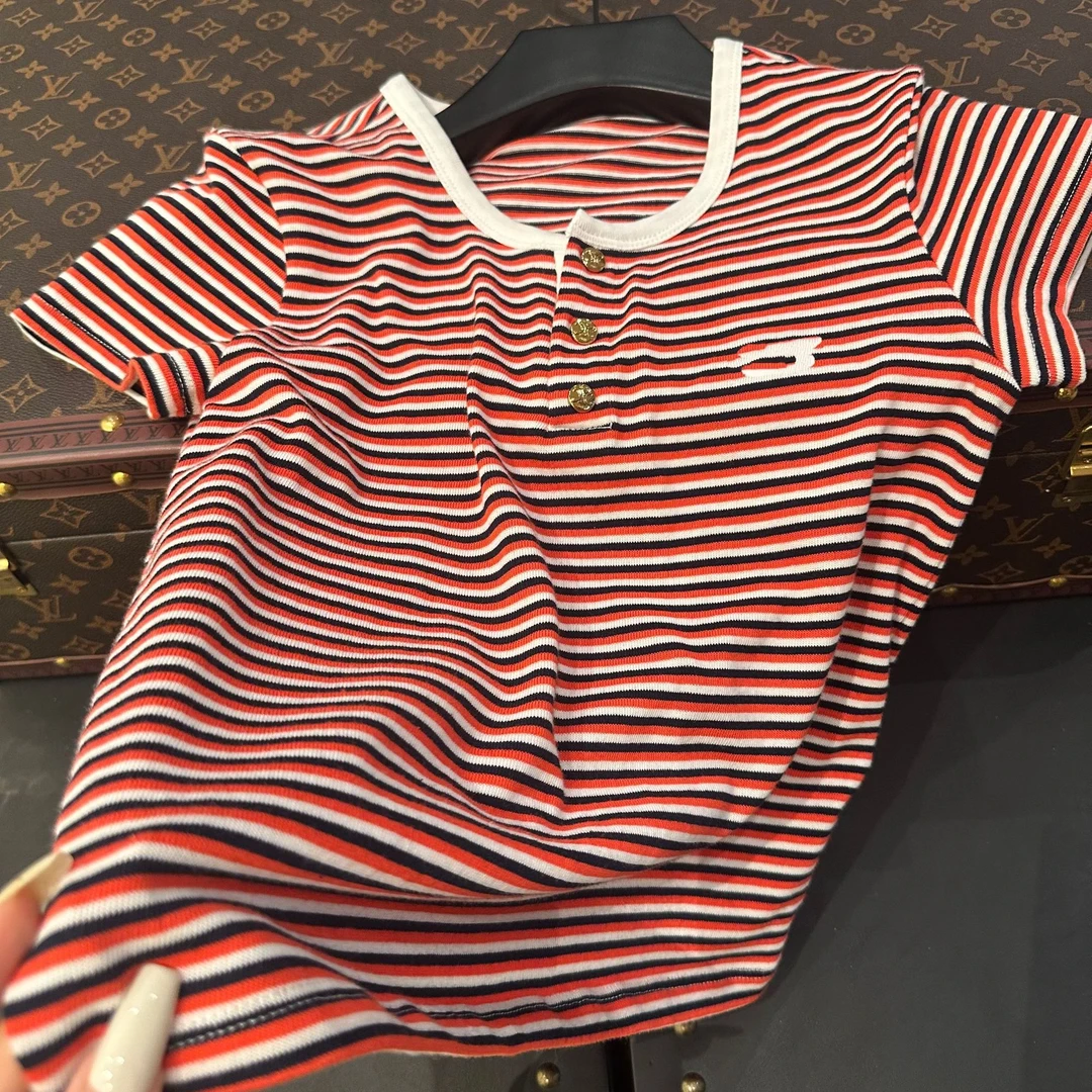 2025春夏新款 红条纹女士圆领短袖T恤衫（D12CE55DT01）