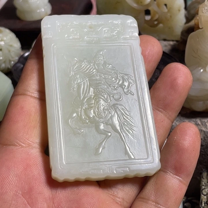 烘***爷吊坠(不含链)未镶嵌和田玉