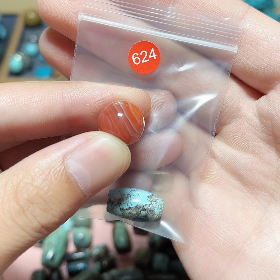 纵***舞玛瑙/玉髓未镶嵌圆珠桶珠老型手串！！