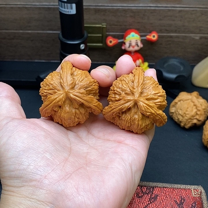 吴***虑把件文玩核桃白奔