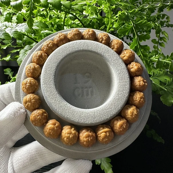 猴头核桃雕刻手串1.1小蟾王微瑕珠串（非全品介意勿拍）