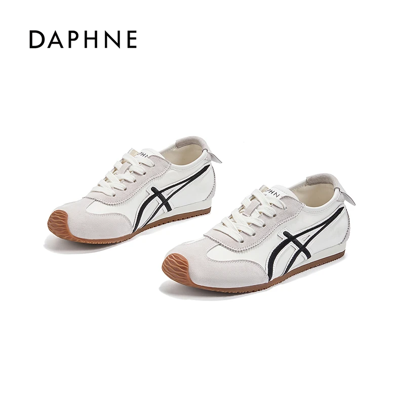 Daphne/达芙妮德训鞋女2025新时尚平底百搭低帮系带复古潮流鞋子