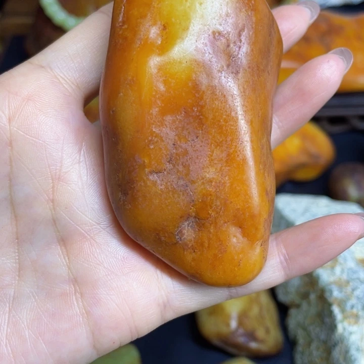 闲***鱼和田玉未镶嵌手链