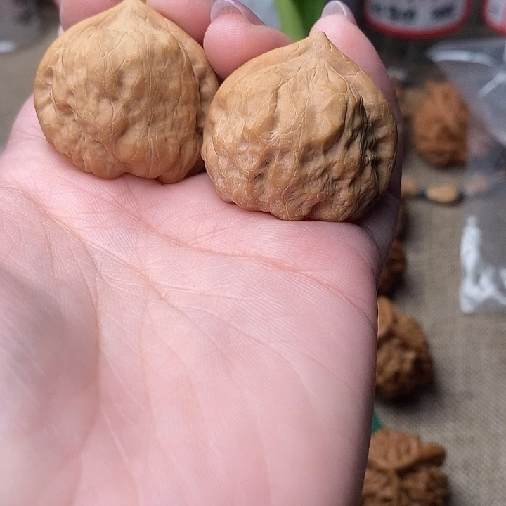 打***理吊坠文玩核桃古蟾