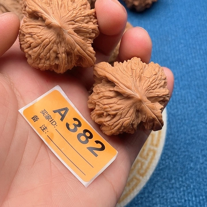 文玩核桃把件核桃
