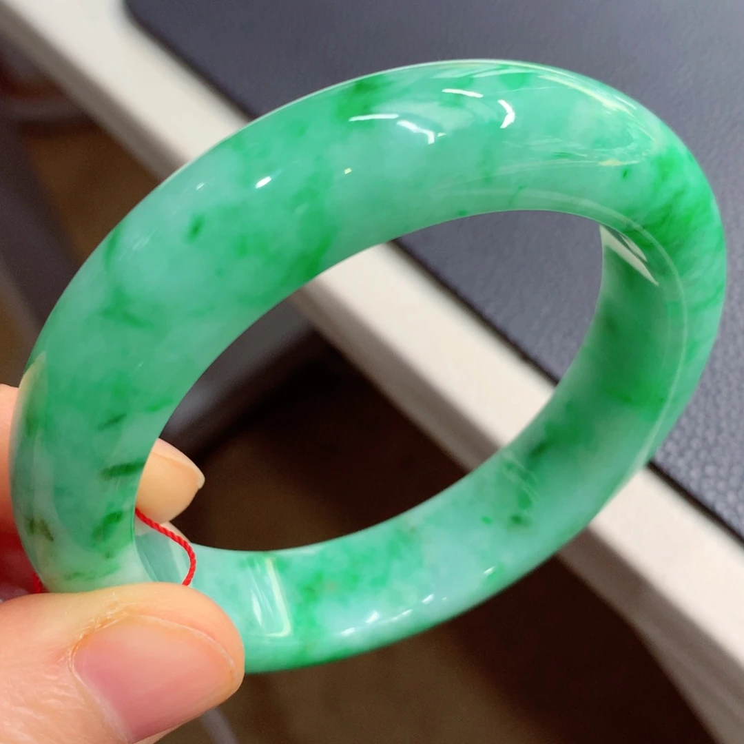 未镶嵌手镯翡翠翡翠