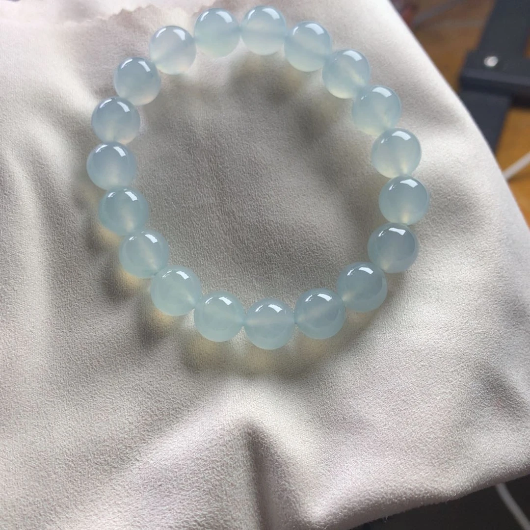 定制翡翠未镶嵌月***?卡10