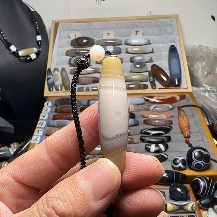 玛瑙/玉髓未镶嵌吊坠(不含链)