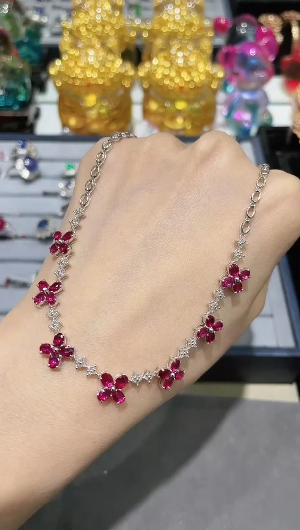 18K金镶嵌天然无烧红宝石项链套链四叶草款 K白