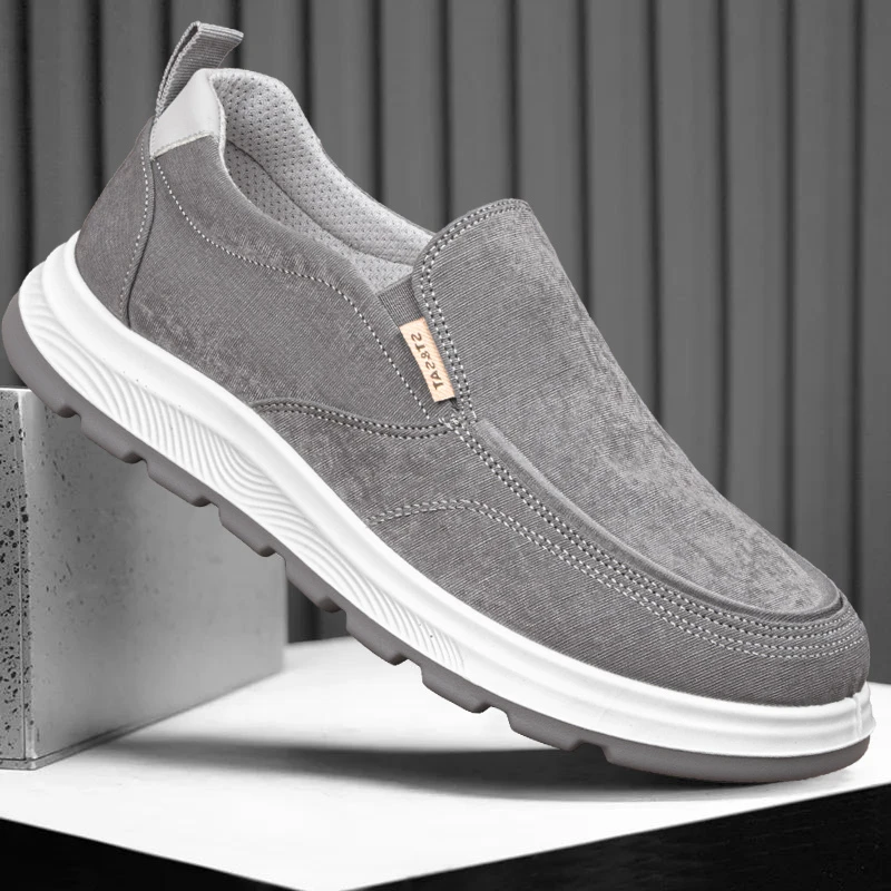男士休闲布鞋2025新款男鞋一脚蹬开车鞋软底防滑老北京布鞋男透气