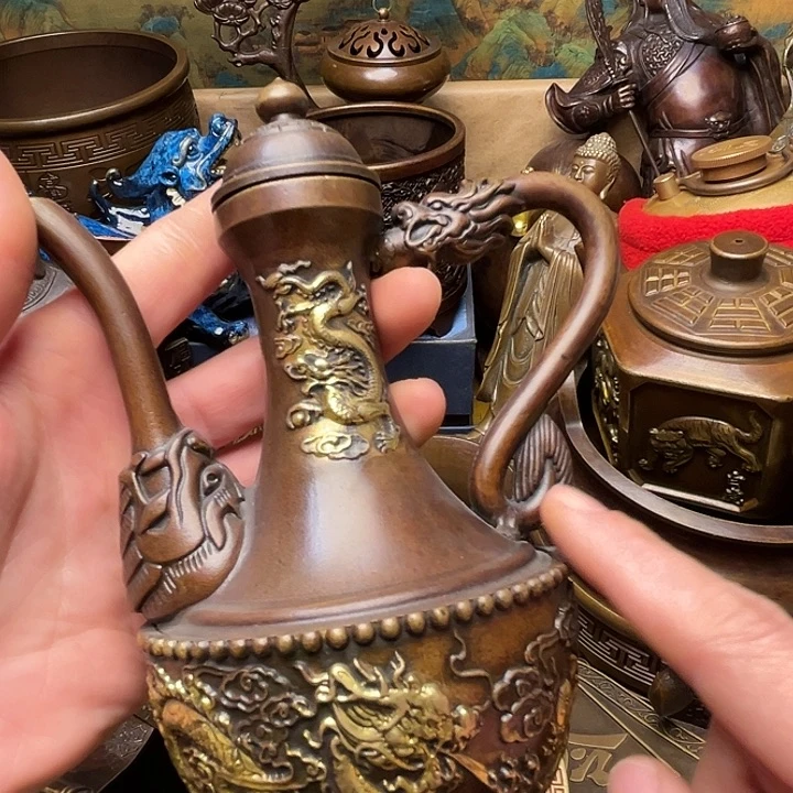 精美铜器批发档口