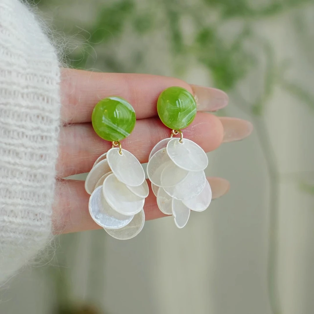 「春日少女」绿色长款精致耳饰蚊香盘耳夹女无耳洞高级感耳钉耳饰