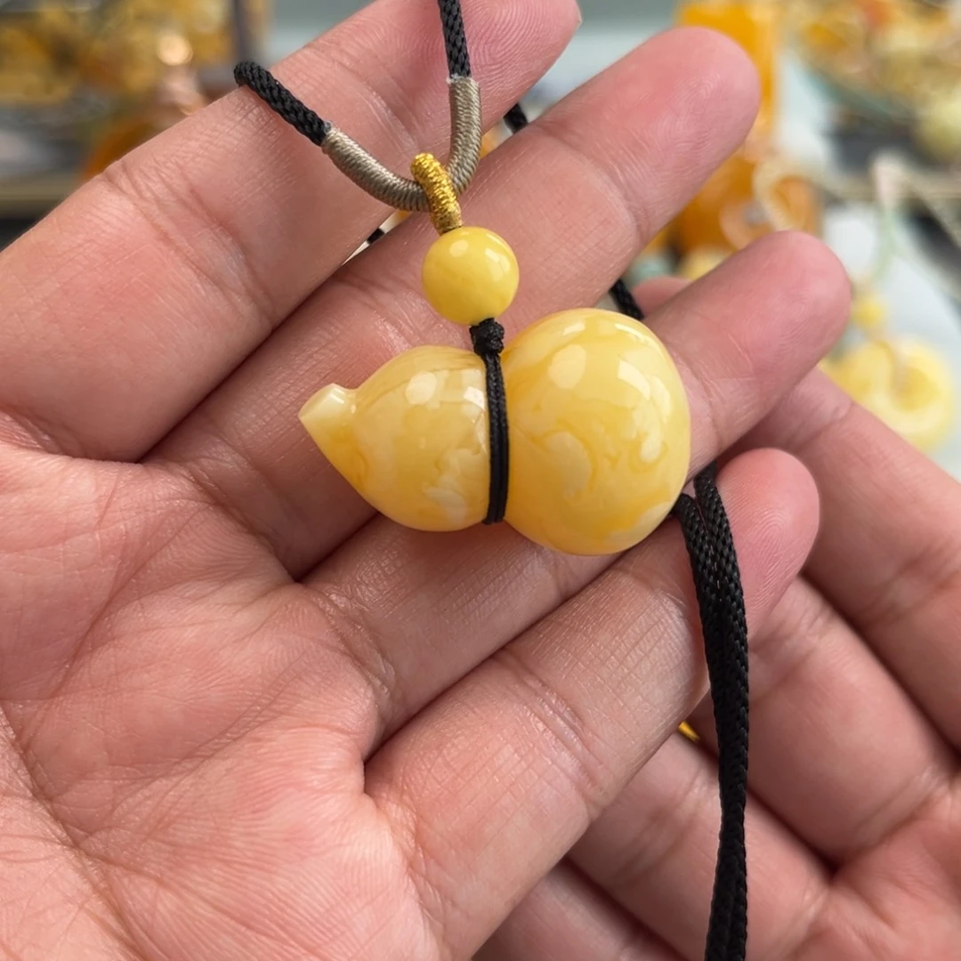 未镶嵌蜜蜡珠宝奇石