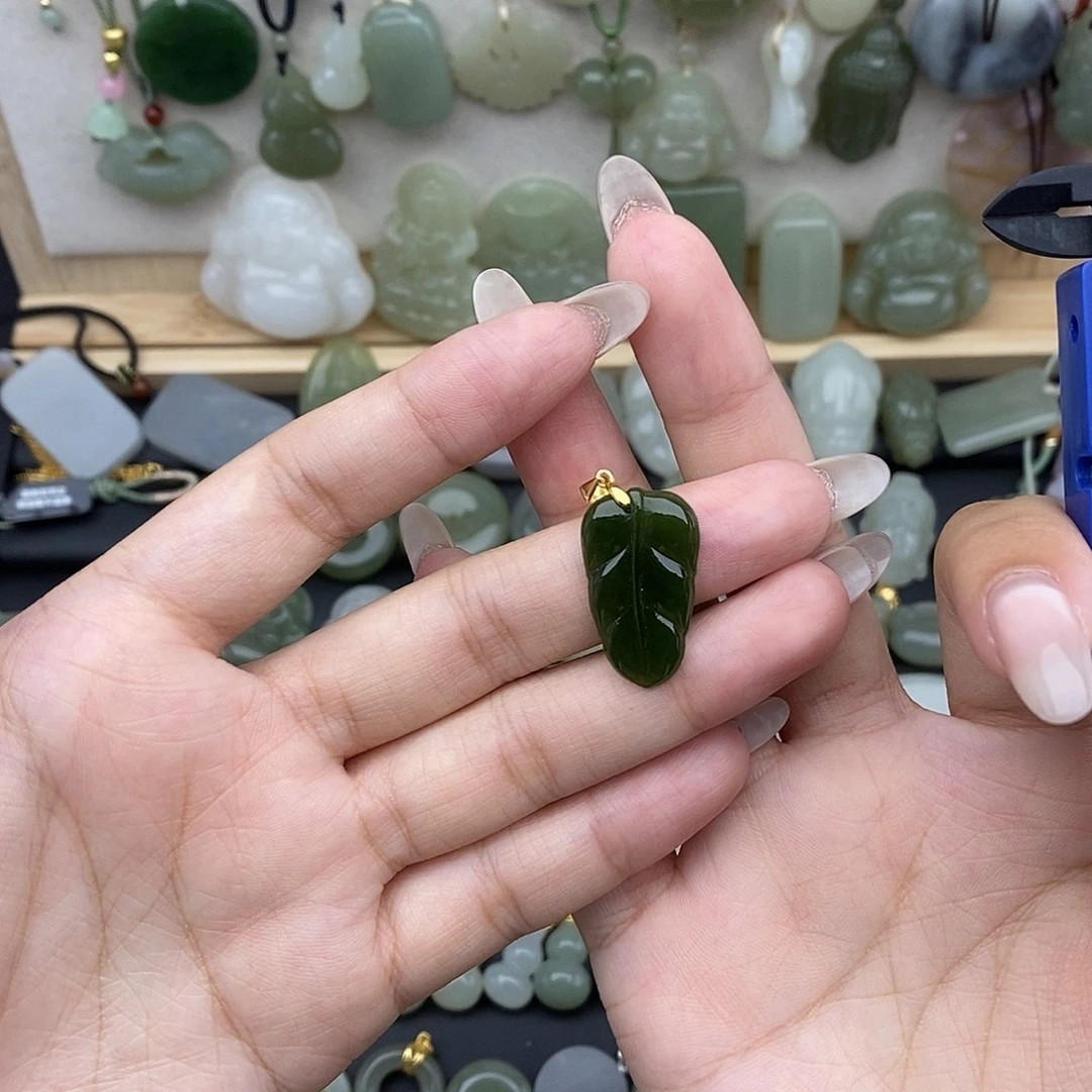 和田玉银S925镶嵌吊坠(赠链)