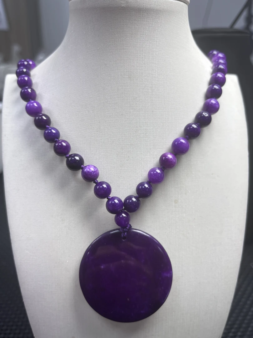 Z159深坑圆牌套链主播推荐奇石