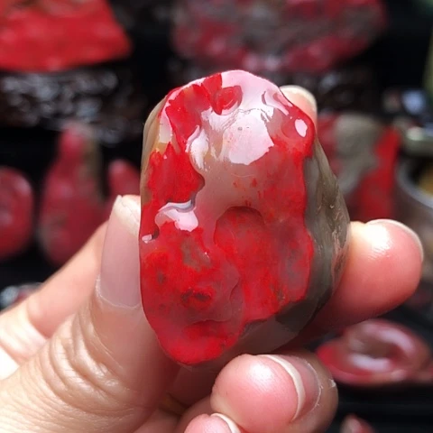 昌化鸡血石昌化鸡血石原石