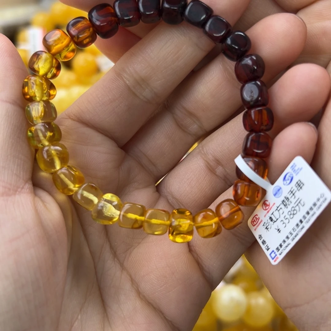 琥珀珠宝奇石未镶嵌