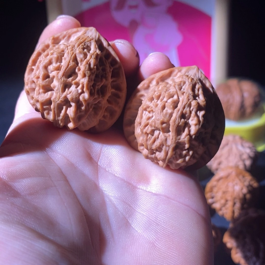 吊坠文玩核桃39金牛