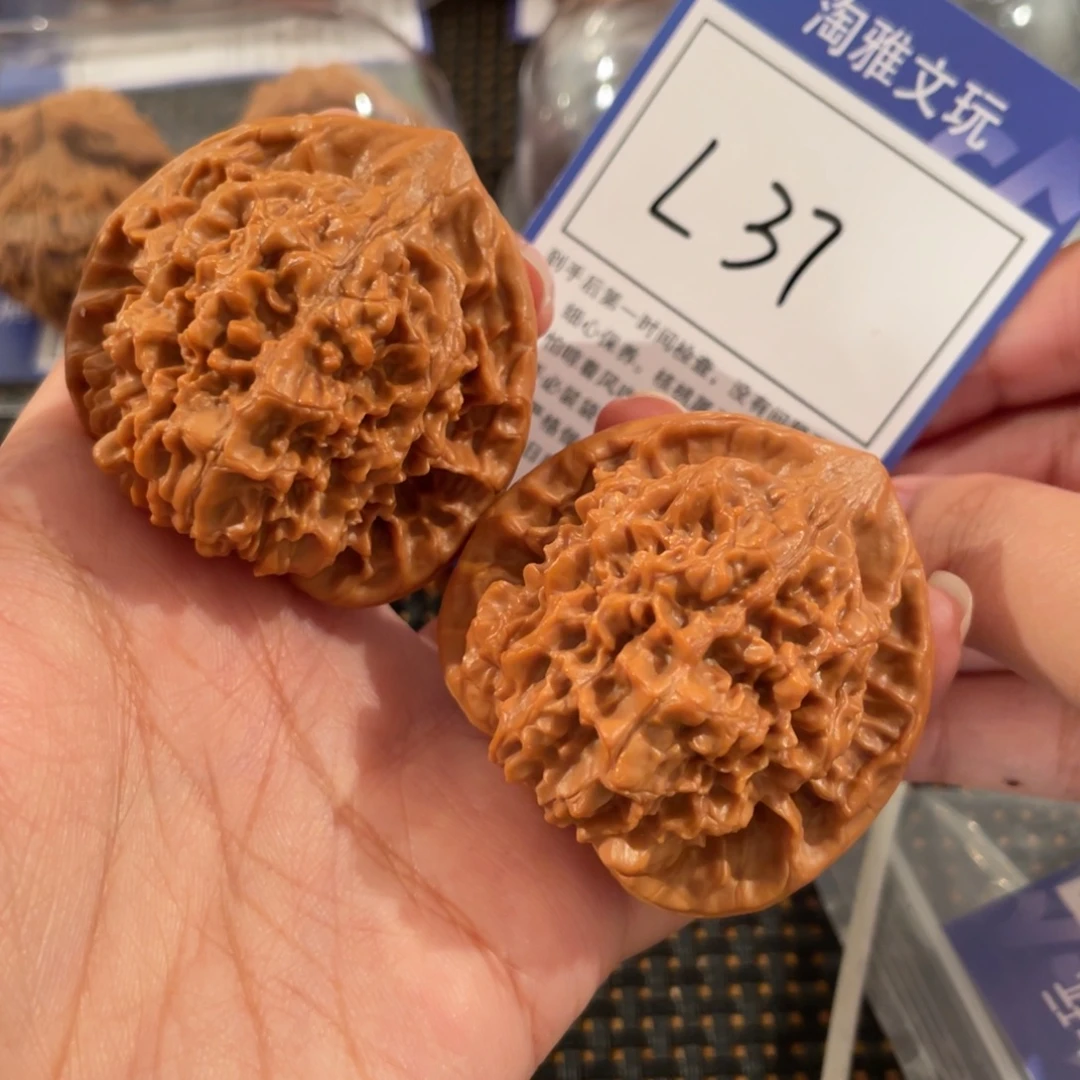 文玩核桃把件L37 官帽 47