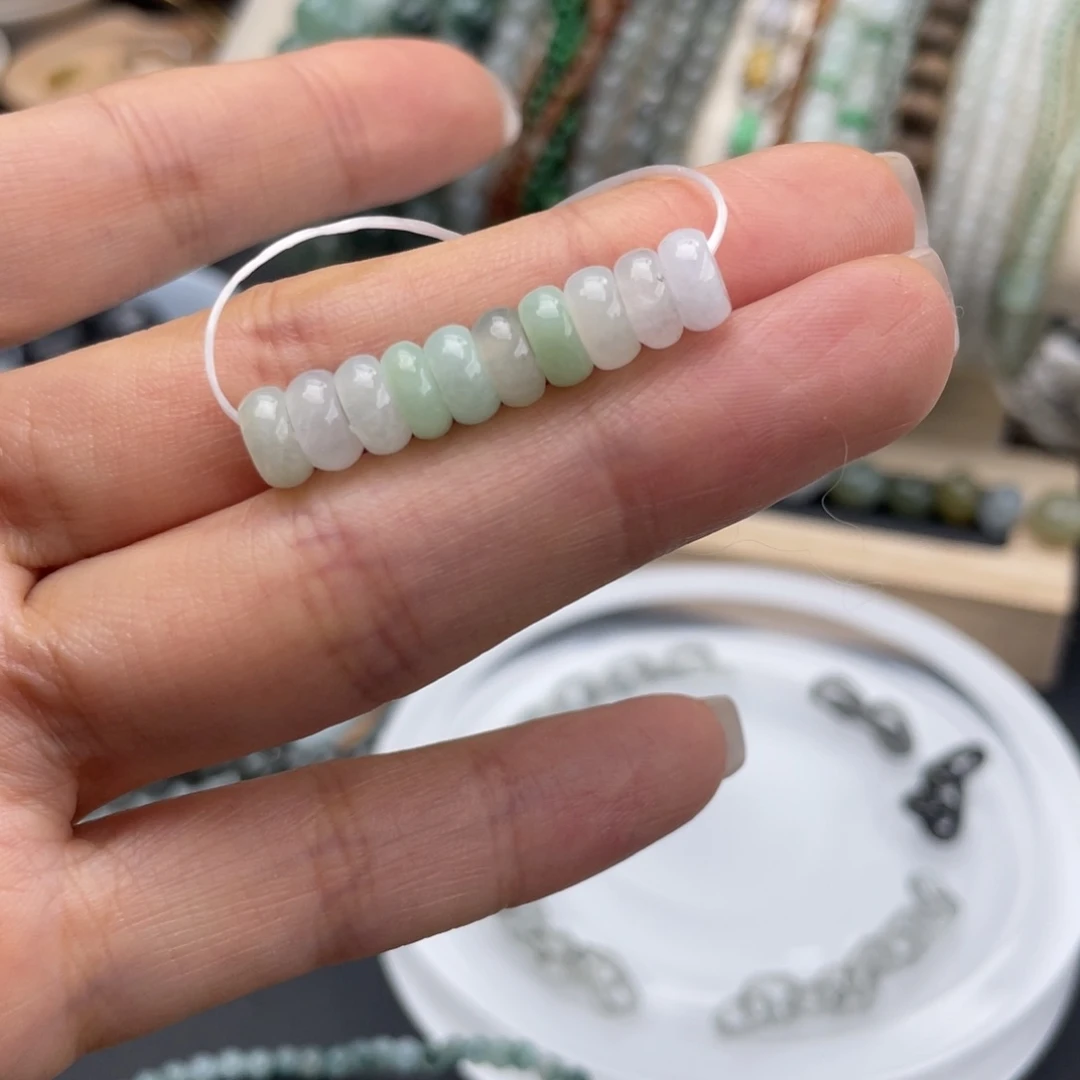 翡翠未镶嵌颈饰全部