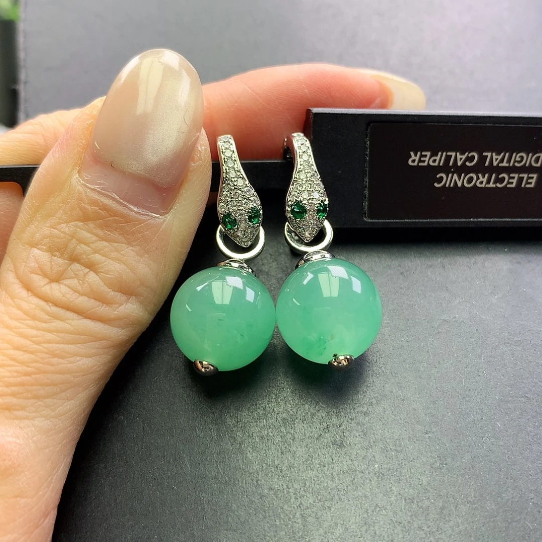 石英质玉未镶嵌耳坠