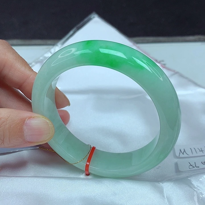 翡翠未镶嵌手镯56圈4572