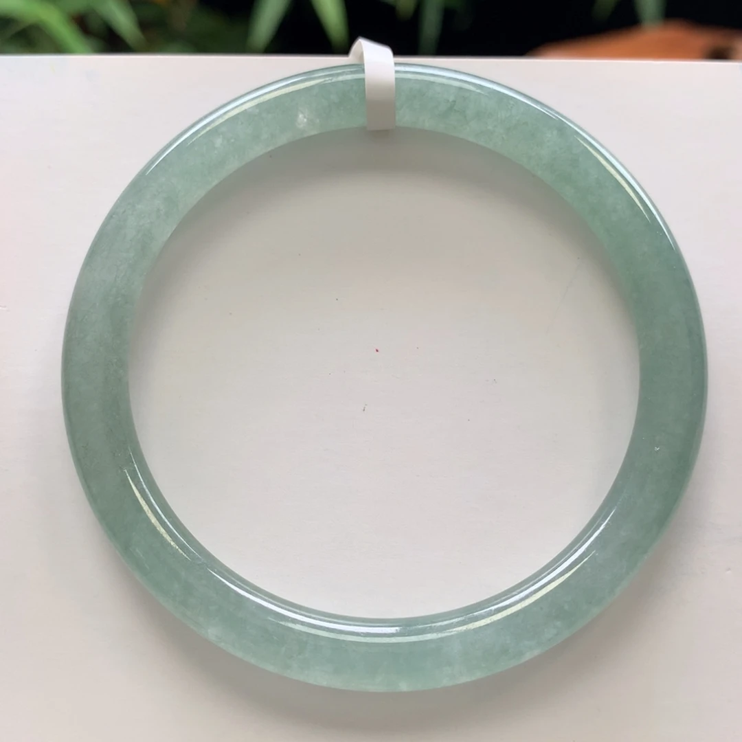 翡翠手镯未镶嵌1号51.6-6.2-6.5