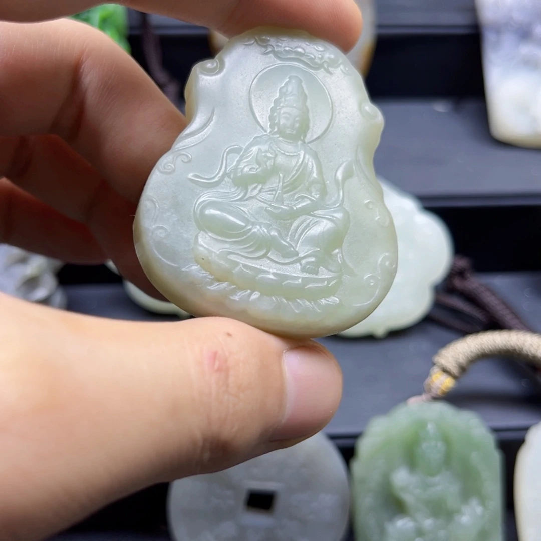 和田玉未镶嵌颈饰和田玉