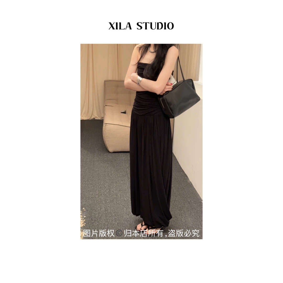 【XILA】高端立裁弧形褶皱抹胸连衣裙小黑裙
