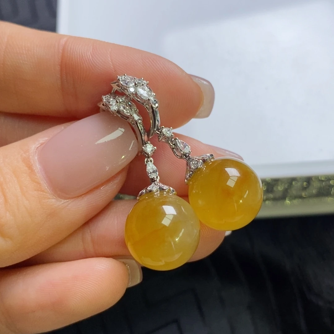 翡翠18K金镶嵌耳饰黄翡珠珠