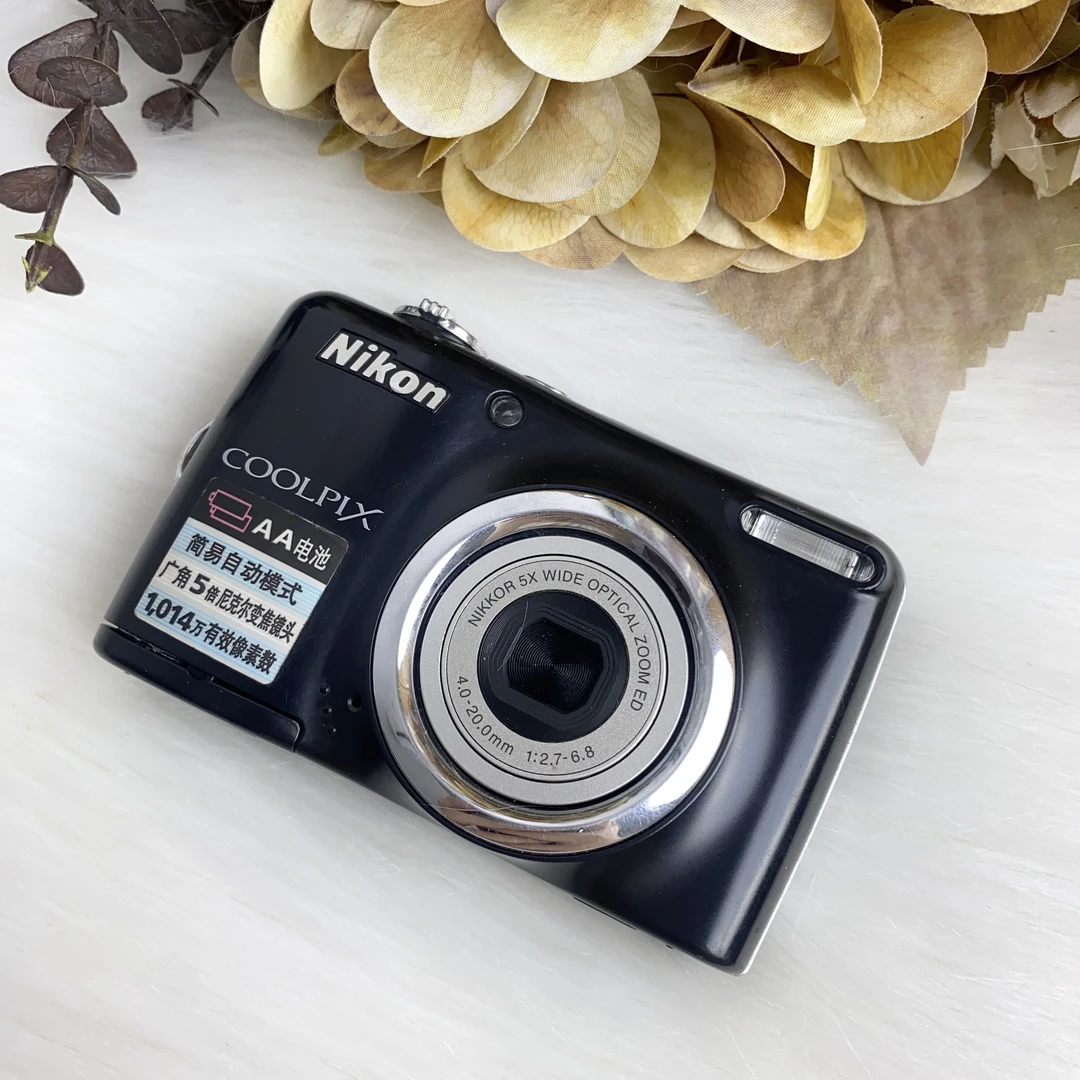 9新 Nikon/尼康 l23 福利款 电池盖缝隙不影响 5号电池自备