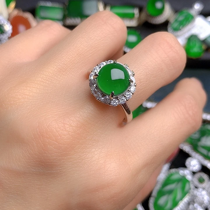 翡翠未镶嵌戒指戒指