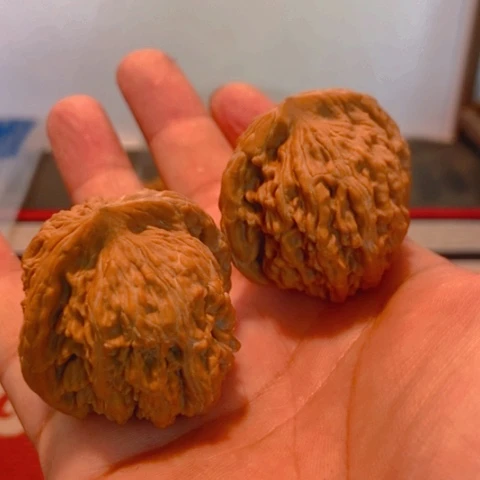 文玩核桃把件@**迎四座楼