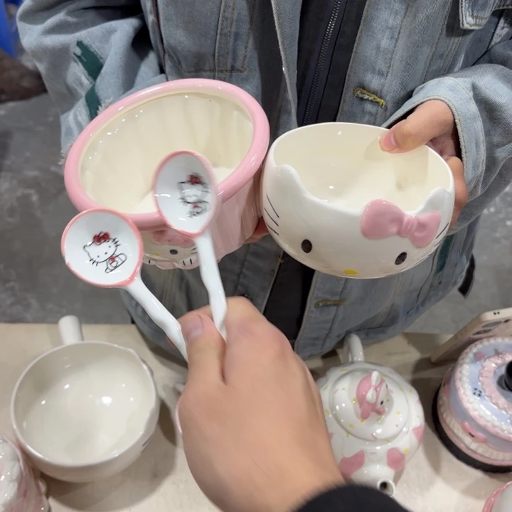 我们都是在等着看看