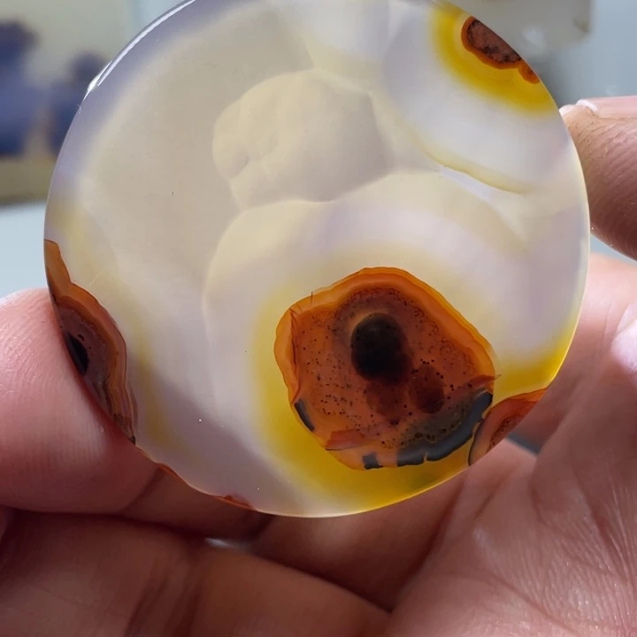 玛瑙/玉髓颈饰未镶嵌路*