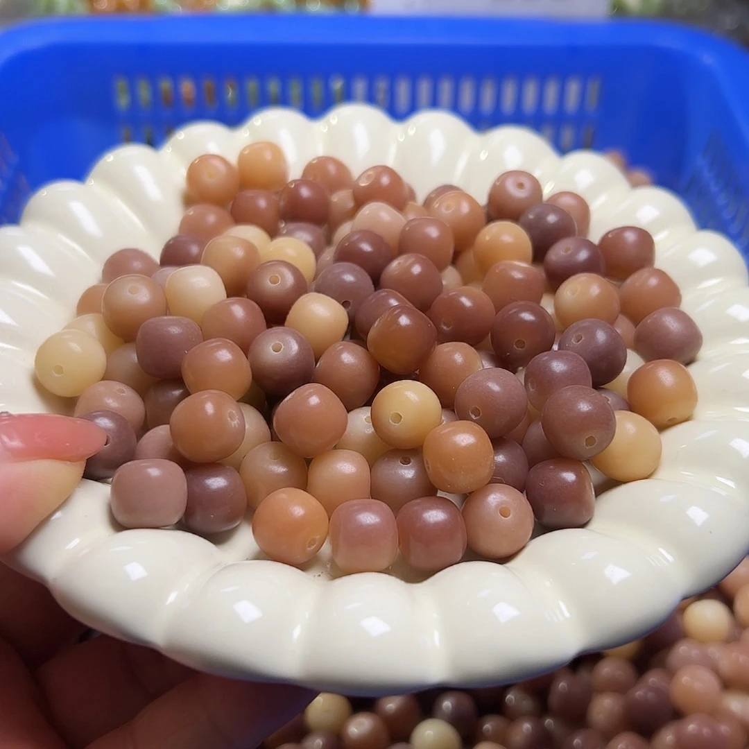 白玉菩提吊坠卡11梅桂桶108颗