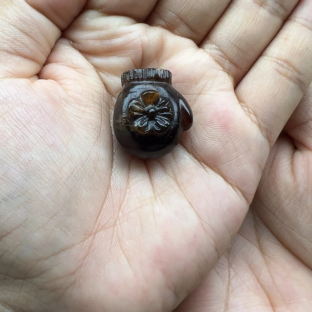 琥珀未镶嵌珠宝奇石手套打孔不退换