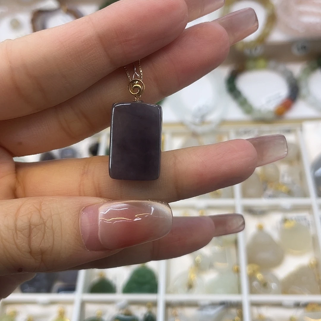 和田玉18K金镶嵌吊坠(赠链)