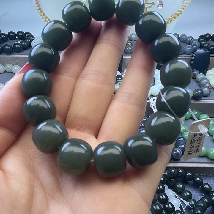 和田玉未镶嵌手链