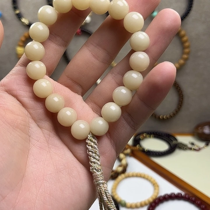 菩提根/象牙果手串