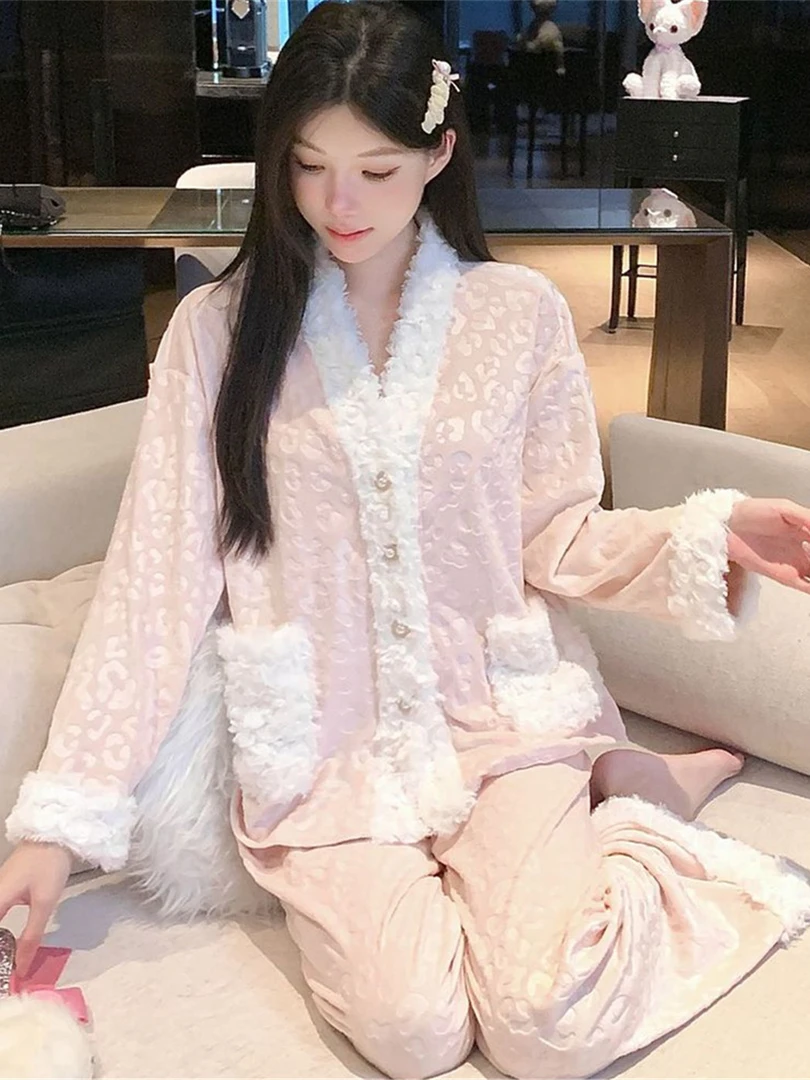 秋冬新款女士潮流时尚法兰绒睡衣套装加厚保暖时尚家居服两件套装