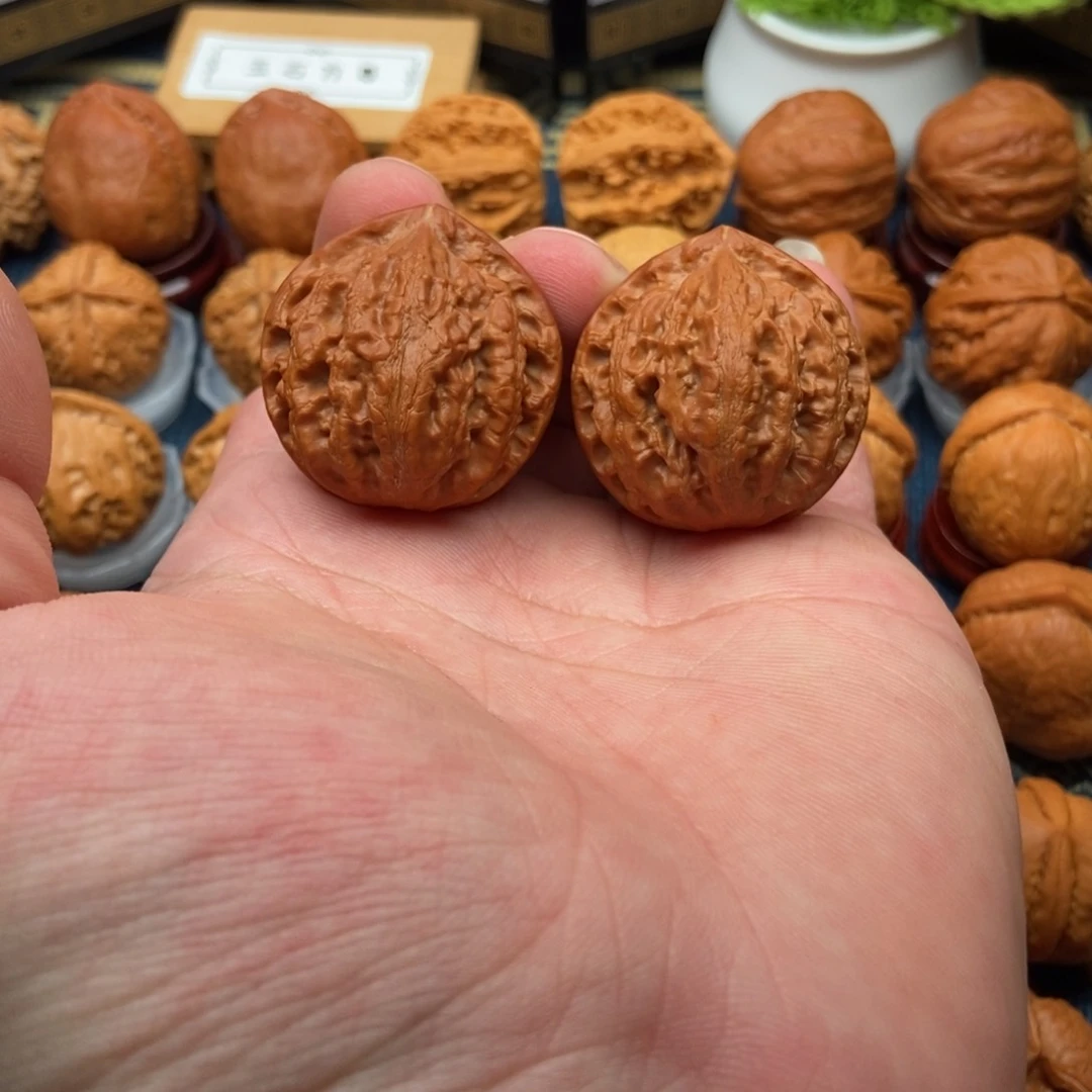 文玩核桃把件路****?至尊大粗筋