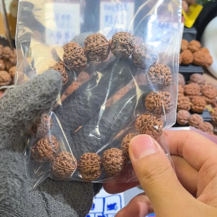 朝***露吊坠金刚菩提金刚菩提原皮原色