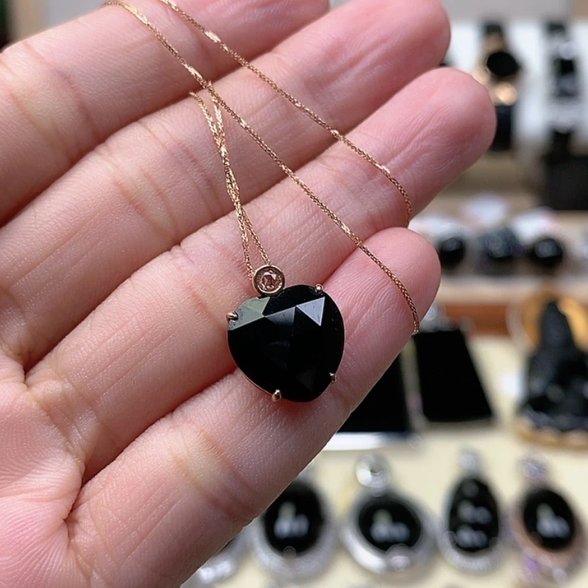 【闪购商品】翡翠吊坠(赠链)18K金镶嵌爱心